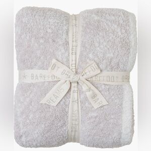 【BRAND NEW】Barefoot Dreams®
CozyChic™ Palm
Fronds Throw Blanket